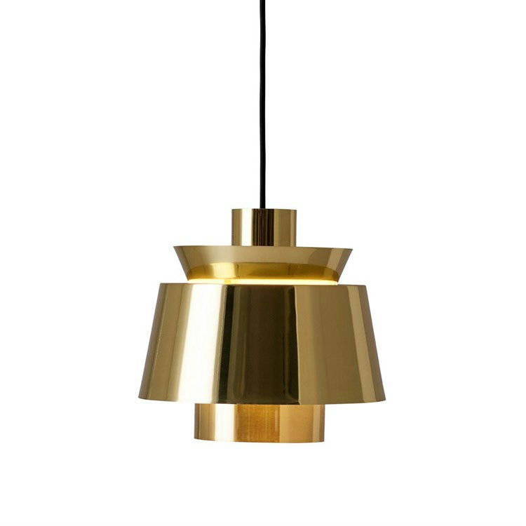 Andtradition Pendel Utzon JU1 i Messing - Elegant Belysning