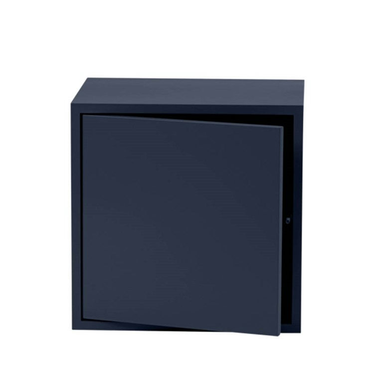 Muuto Stacked Medium Reol med Låge - Midnatsblå