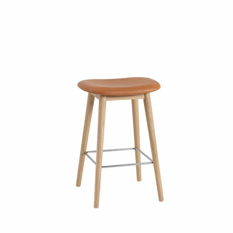 Muuto Fiber Barstol i Cognac Refine Læder Uden Ryglæn