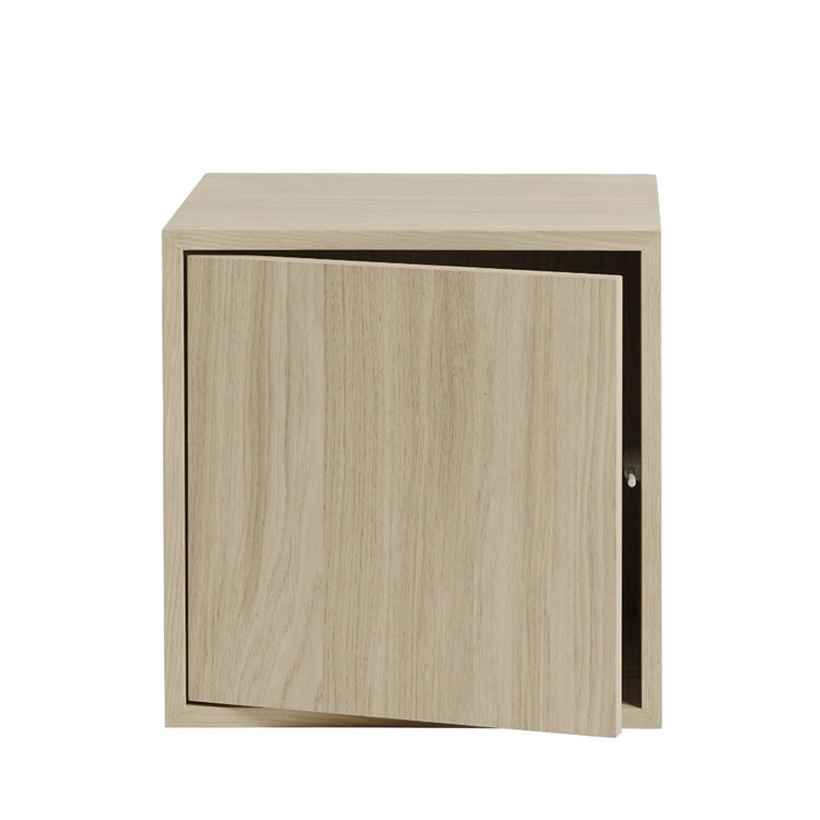 Muuto Stacked Medium Reol med Låge - Egetræ